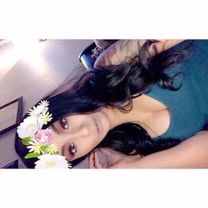 Meet your Posher, Aura